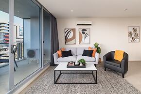 Central 1-bed With Parking, BBQ