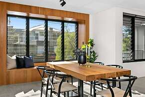 Impeccable 3-bed Home Near the Beach
