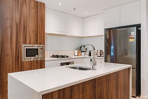 1-bed With Amazing Views, Pool, Gym, BBQ & Parking