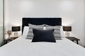 Beautifully Cosy St Kilda Apartment
