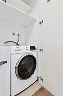 Beautifully Cosy St Kilda Apartment