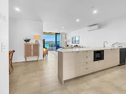 3-bed: Riverfront Alfresco Dining & Rooftop Pool