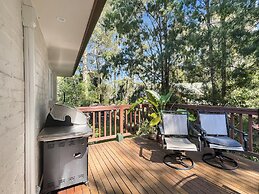 Riverside 3-bed Townhouse With Spacious Deck & BBQ