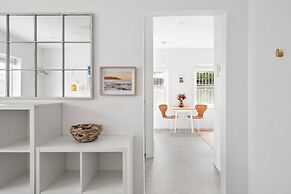 Bright 1-bed Apartment in Coastal North Bondi