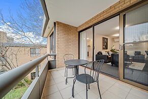 2-bed With Pool, Bbq, Tennis Court & Parking