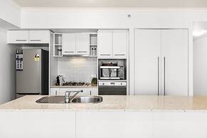 1-bed Brisbane City Centre With Pool, BBQ & Gym