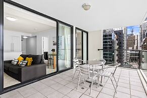 1-bed Brisbane City Centre With Pool, BBQ & Gym