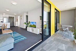 Executive and Spacious Apartment With Balcony