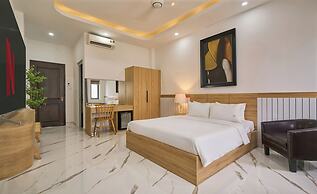 Green Riverside Hotel
