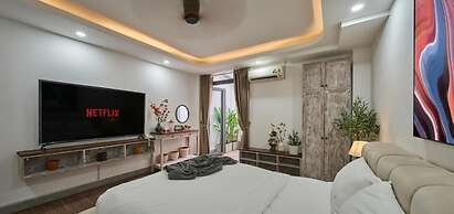 Green Riverside Hotel