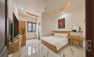 Green Riverside Hotel