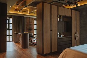 Hotel 10-36