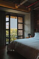 Hotel 10-36