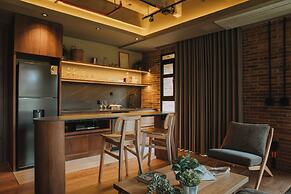 Hotel 10-36