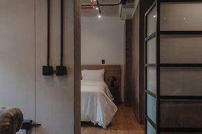 Hotel 10-36