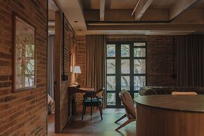 Hotel 10-36