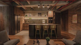 Hotel 10-36