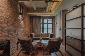 Hotel 10-36