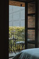 Hotel 10-36