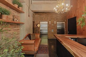 Hotel 10-36