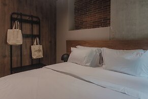 Hotel 10-36