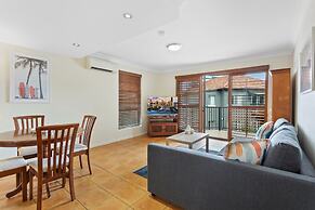 Charming 2-bed Apartment With City Views