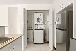 Spacious 2-bed, 2-bath Moments From Avalon Beach