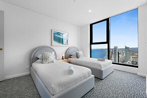 Oceanfront 3-bed With Stunning Views, Pool & Sauna