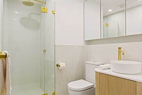 City Centre Studio by Hyde Park