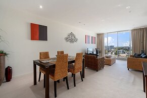 Comfortable 1-bed Apartment With Balcony