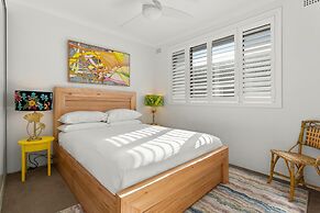 Pristine 2-bed With Expansive Beach Views