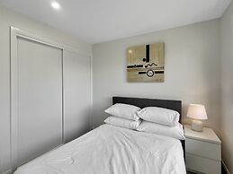 Spacious 4-bed House Near Batemans Bay Centre
