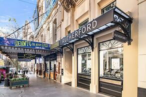 1-bed Apartment in Central Melbourne
