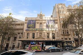 1-bed Apartment in Central Melbourne