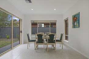 Spacious Glenunga Home With Garage Parking