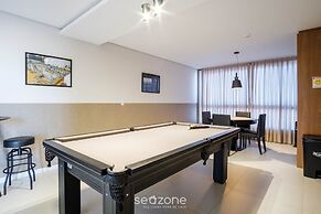 Studio in a Condo w/ Pool 550m From Beach Tor0407