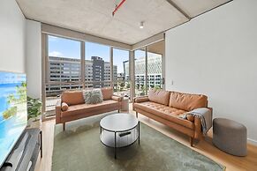 Bright 2-bed Apartment With Gym, BBQ & Pool Access