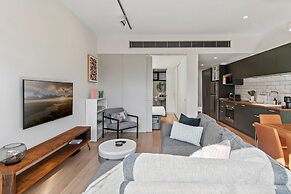 Chic 2-bed Apartment in Vibrant St Kilda
