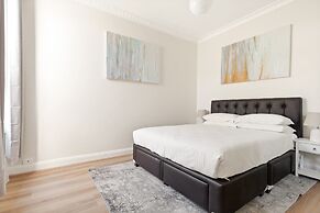 Stylish 2-bed House in Leichhardt