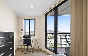 Inner-city 2-bed With Parking, Pool, Gym & BBQ