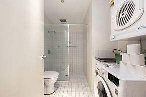Chic Apartment in Heart of Adelaide