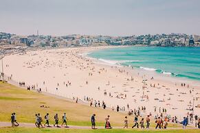 Snug 1-bed Unit Across From Bondi Beach