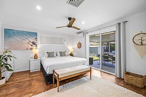 Family-friendly Home With Private Pool and BBQ