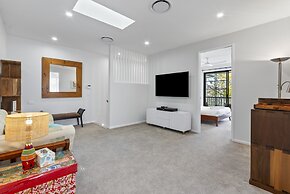 Spacious 3-bed Clayfield House With Patio and BBQ