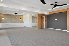 Stylish 1-bed Apartment With Rooftop Access