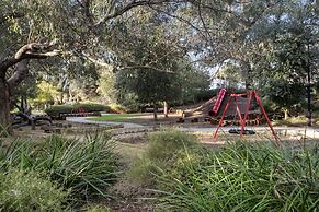 Stylish 1-bed Apartment With Rooftop Access