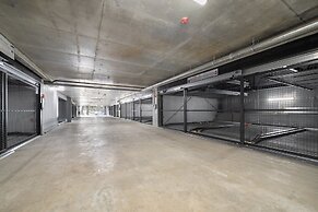 Stylish 1-bed Apartment With Rooftop Access