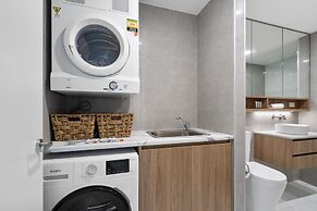 Stylish 1-bed Apartment With Rooftop Access