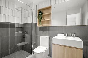 Stylish 2-bed Apartment With Stunning City Views