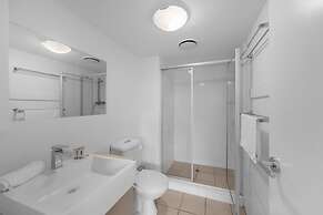 Central Bowen Hills Stay